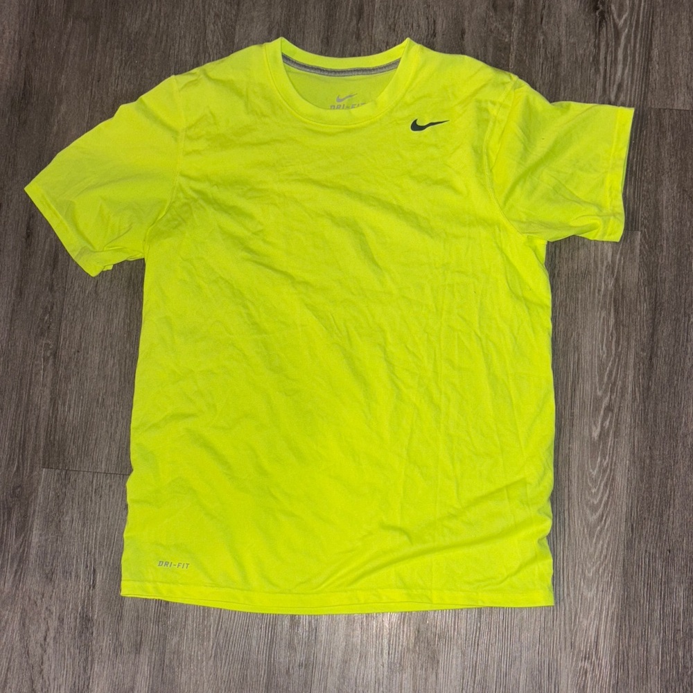 Nike Men's Neon Yellow Short Sleeve Tee